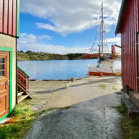Charming Rorbu Lofoten Стамсунн