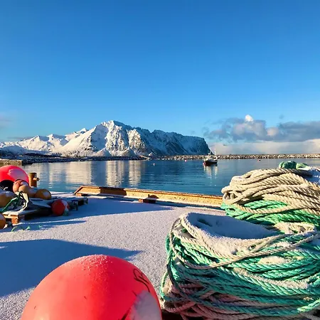 Charming Rorbu Lofoten Апартаменты *